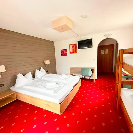 Sidan Hotel Restaurant & Pizzeria-3